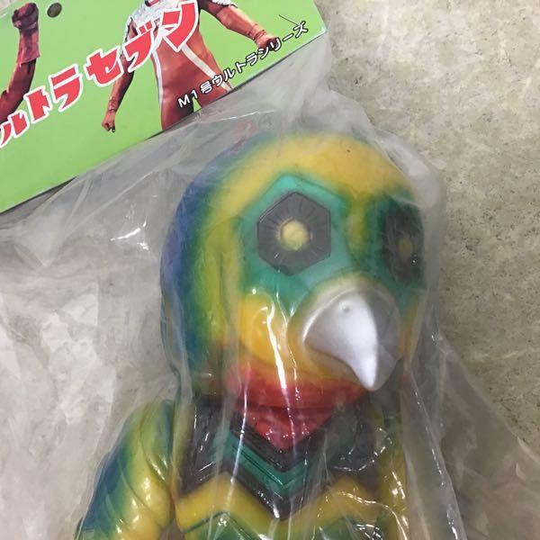 ガッツ星人　M1号　ソフビ TSUBURAYA CONVENTION 2025」のM1号で鵜川薫氏彩色デザインの新作登場