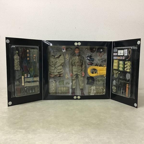 ドラゴン 1/6 SOLDAT 101st Airborne Paratrooper Private James Jim