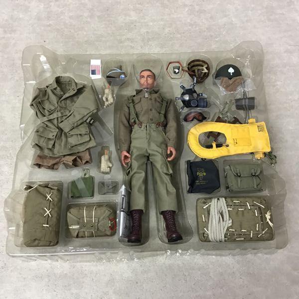 ドラゴン 1/6 SOLDAT 101st Airborne Paratrooper Private James Jim