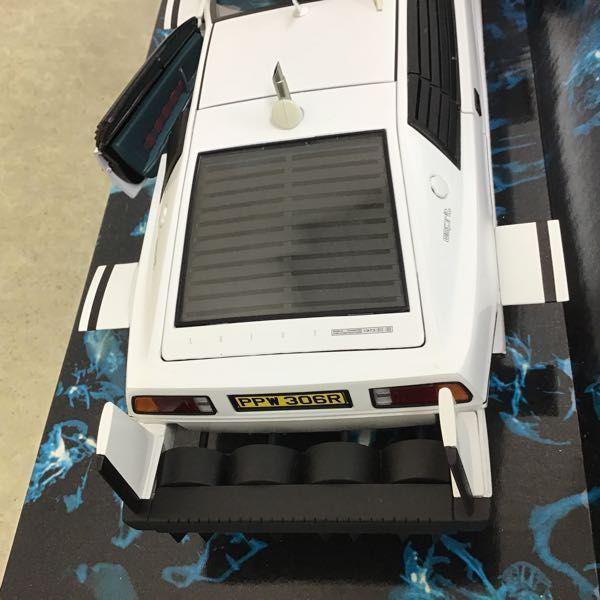 オートアート 1/18 ロータス エスプリ サブマリン ボンドカー 007 私を