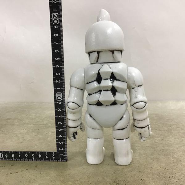 リアルヘッド ドクロマニヨン M.I.K. ソフビ 販売・買取