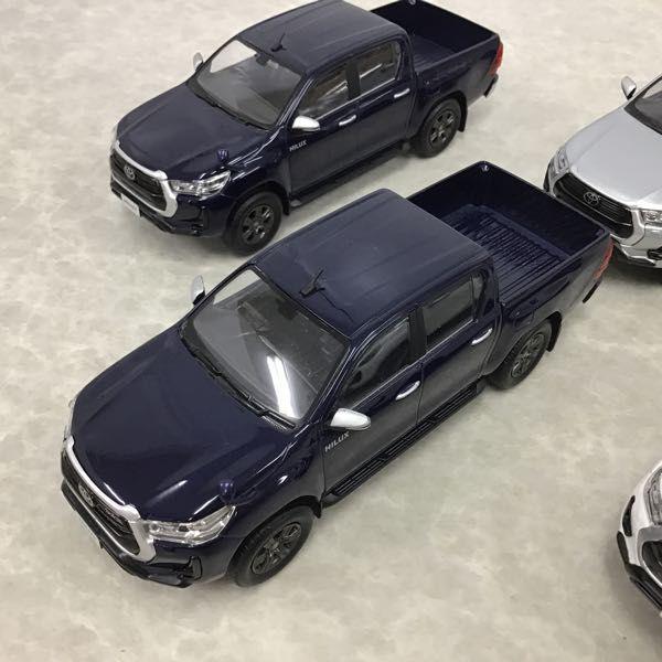 【トヨタ】 ハイラックス カラーサンプルミニカー2種[ダークブルー＆ブラック] 訳あり ジャンク トヨタ カラーサンプル 1/30 ハイラックス ダーク