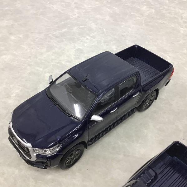 【トヨタ】 ハイラックス カラーサンプルミニカー2種[ダークブルー＆ブラック] 訳あり ジャンク トヨタ カラーサンプル 1/30 ハイラックス ダーク