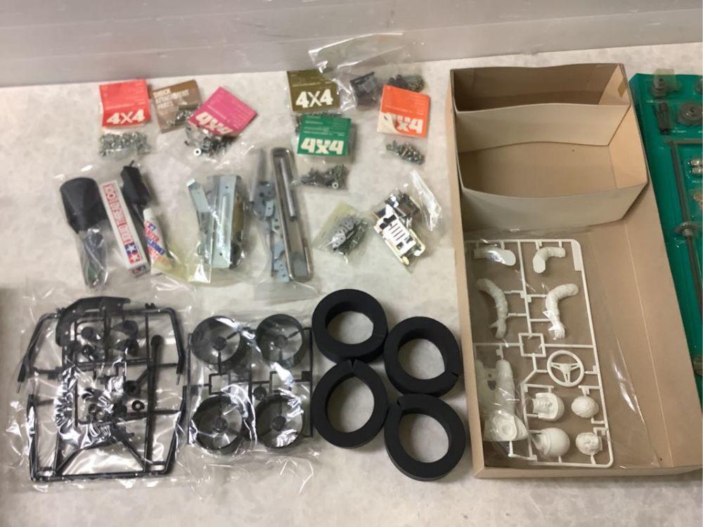 タミヤ シボレー ブレイザー 4×4 未使用品 小鹿工場生産 スペアタイヤセット タミヤ シボレー ブレイザー 4×4 スペアボディセット 未使用品