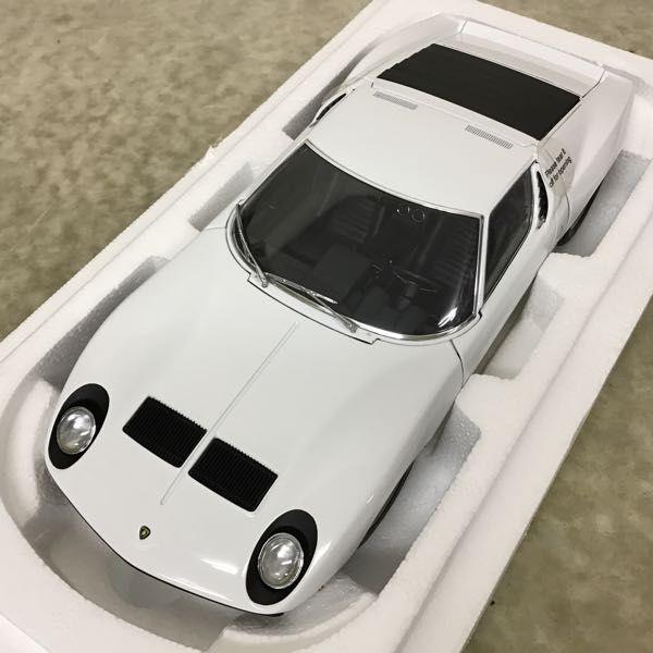 オートアート1/18 ランボルギーニ ミウラSV ホワイト/ゴールド オートアート 1/18 ランボルギーニ ミウラ SV ホワイト ゴールド