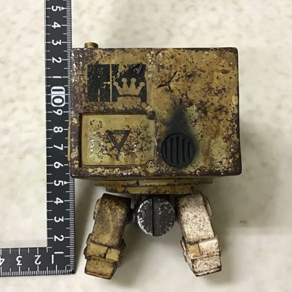 ThreeA WWR 『ワールド・ウォー・ロボット』特別限定版/スクウェア2体付