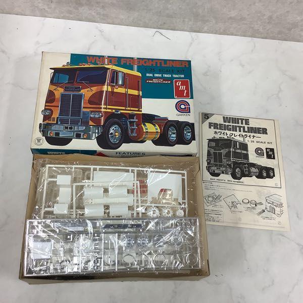 amt 1/25 ホワイト フレイトライナー、ペイスメーカー352