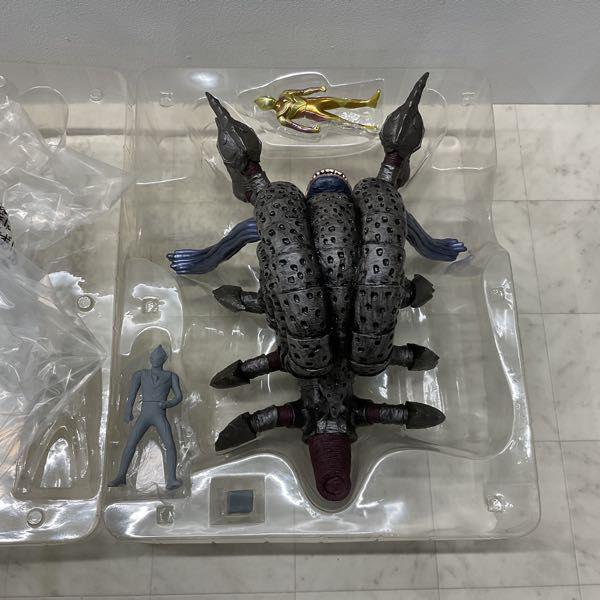 バンダイ ガシャポン ウルトラヒーロー500＆ウルトラ怪獣DX
