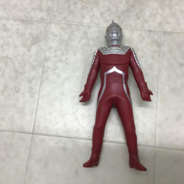 ウルトラマンエース、ゾフィービッグサイズソフビ ウルトラマン ビッグサイズソフビフィギュア BP非売品
