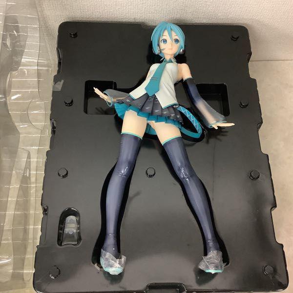 初音ミク V3 1/4スケールフィギュア　FREEing Amazon.co.jp: フリーイング キャラクター・ボーカル・シリーズ01 初音