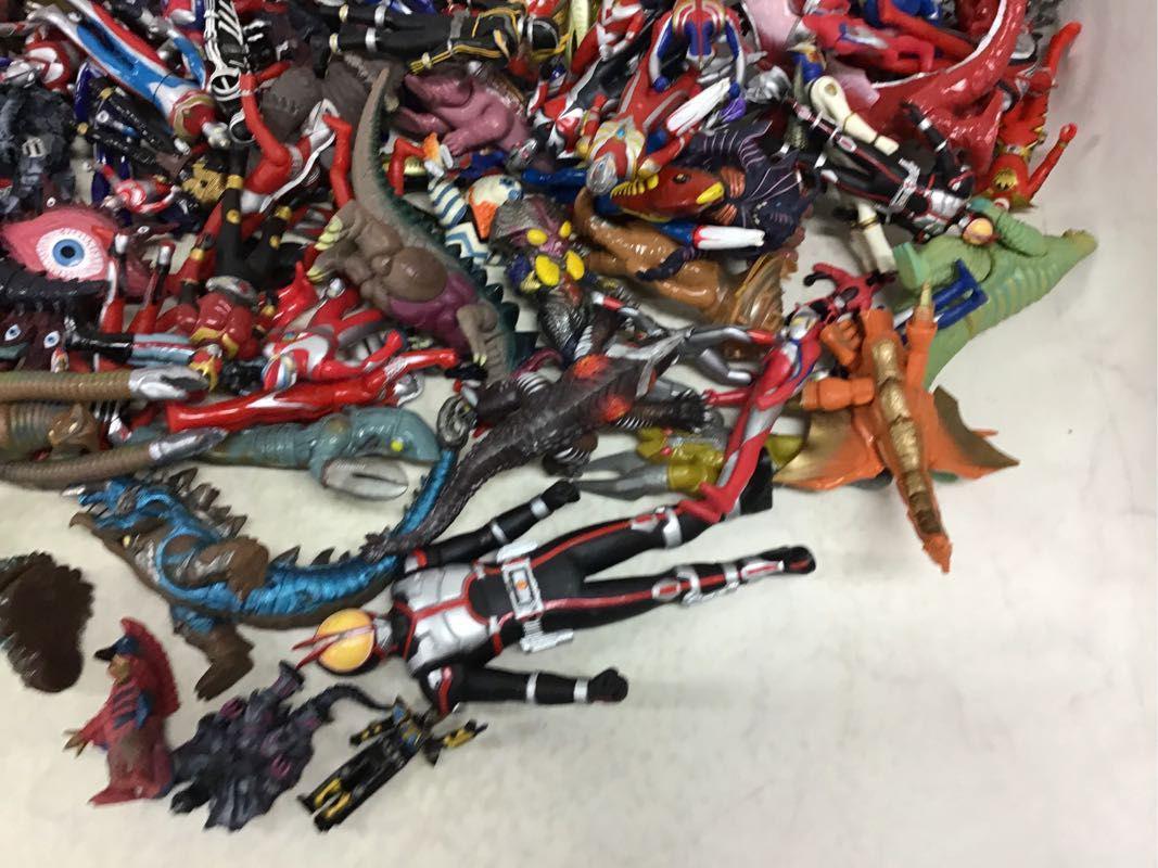 同梱不可 /ジャンク ソフビフィギュア 他 仮面ライダークウガ タイタンフォーム ペガサスフォーム 等 1円～ 同梱不可 ジャンク ソフビフィギュア 他 仮面ライダークウガ