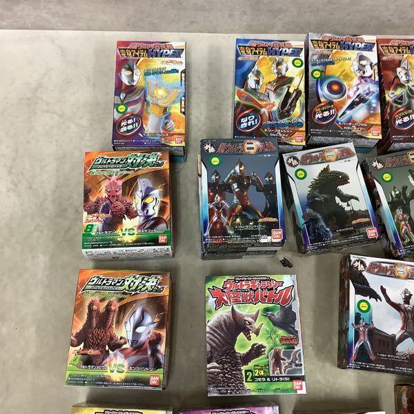 訳あり 超ウルトラ8兄弟 変身アイテムHYPER、ウルトラマン対決セット 