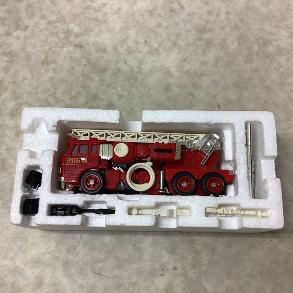 欠品 旧タカラ ダイアクロン カーロボット No.10 消防自動車 高層ビル