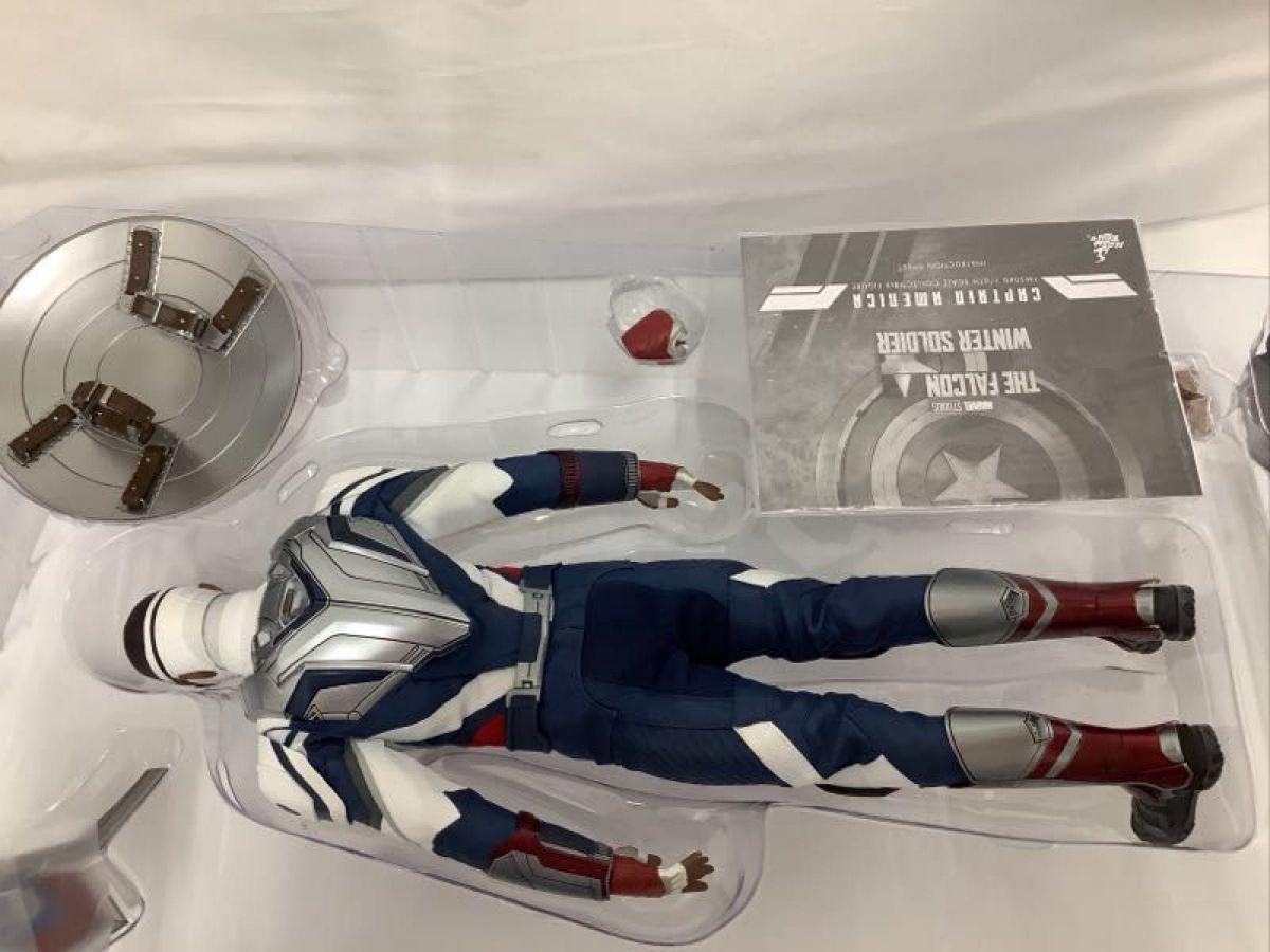 ホットトイズ 1/6 テレビ・マスターピース TMS040 ファルコン ホットトイズ 1/6 テレビ・マスターピース TMS040 ファルコン
