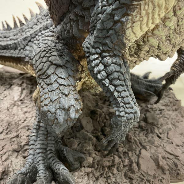 【箱なし・ジャンク品】クリエイターズモデル　ミラボレアス カプコンフィギュアビルダー クリエイターズモデル 黒龍