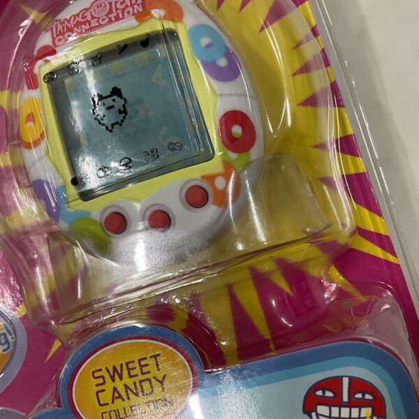 バンダイ たまごっちコネクション TAMAGOTCHI CONNECTION 白 カラフル 