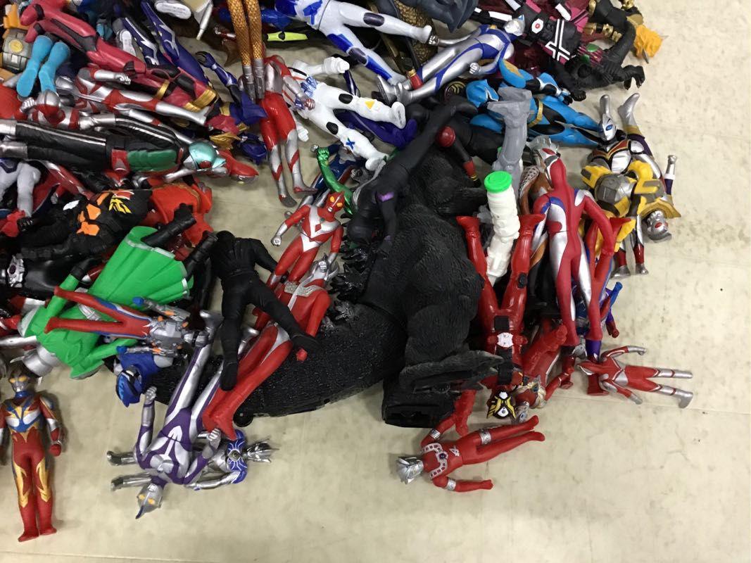 値下げ❗バンダイ特撮ヒーロー　ウルトラマン　仮面ライダー　ゴジラ　ソフビ 大怪獣バトル！ウルトラブログ ムービーモンスターシリーズの