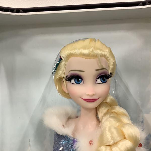 ディズニーストア アナと雪の女王/家族の思い出 リミテッドドール 