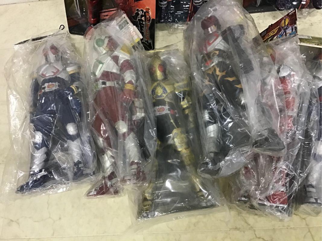 仮面ライダーストロンガーインブリスタービックサイズ フィギュア非売品一体 栄光の7人ライダー最後の一人「仮面ライダーストロンガー」が真