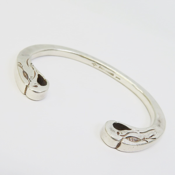 高価買取アイテムのFIRST ARROWS/ファーストアローズ ダブルヘッド イーグルバングル の買取上限価格は21,000円