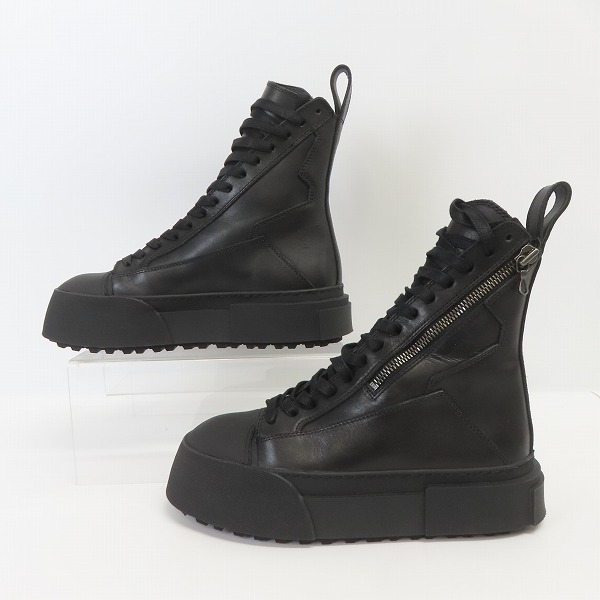 高価買取アイテムのJULIUS/ユリウス 22AW カウレザー レースアップスニーカー ブラック 797FWM2-L の買取上限価格は17,000円