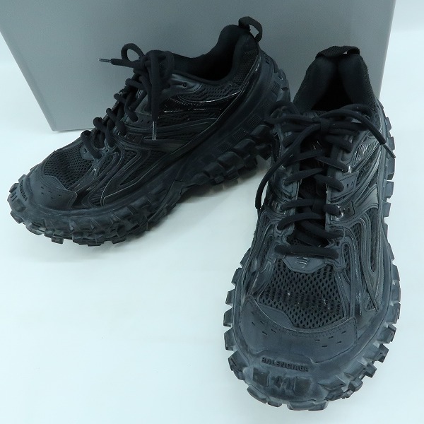 高価買取アイテムのBALENCIAGA/バレンシアガ DEFENDER/ディフェンダー スニーカー の買取上限価格は65,000円