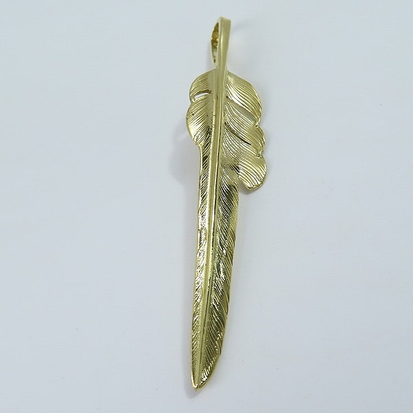 高価買取アイテムのLARRY SMITH/ラリースミス 18K KAZEKIRI FEATHER TOP L/18K 風斬り フェザー ペンダント Lサイズの買取上限価格は65,000円